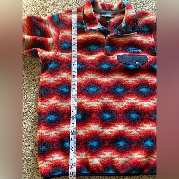 Patagonia Women’s Synchilla Snap-T Fleece Wild Desert Aztec Fleece - Picture 5 of 12